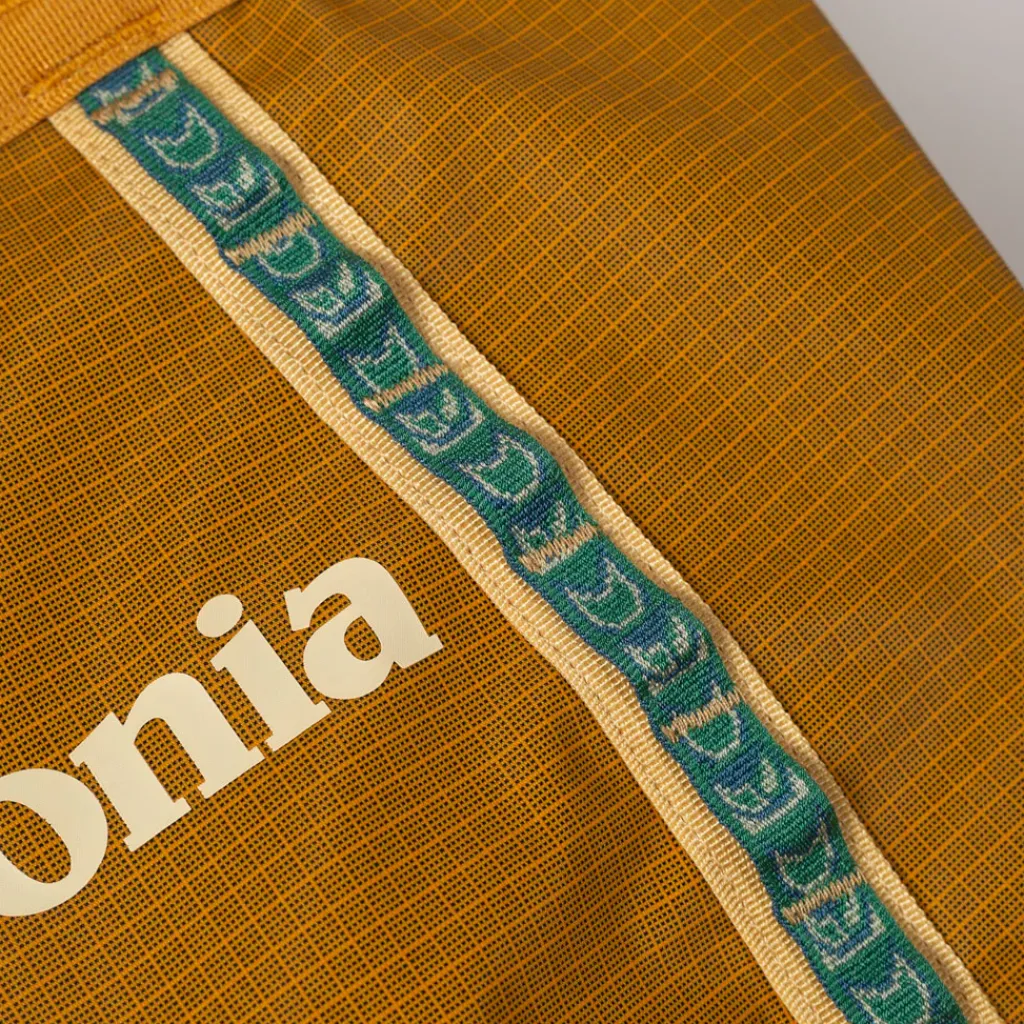Bags|Patagonia Black Hole Tote 25L - Pufferfish Gold