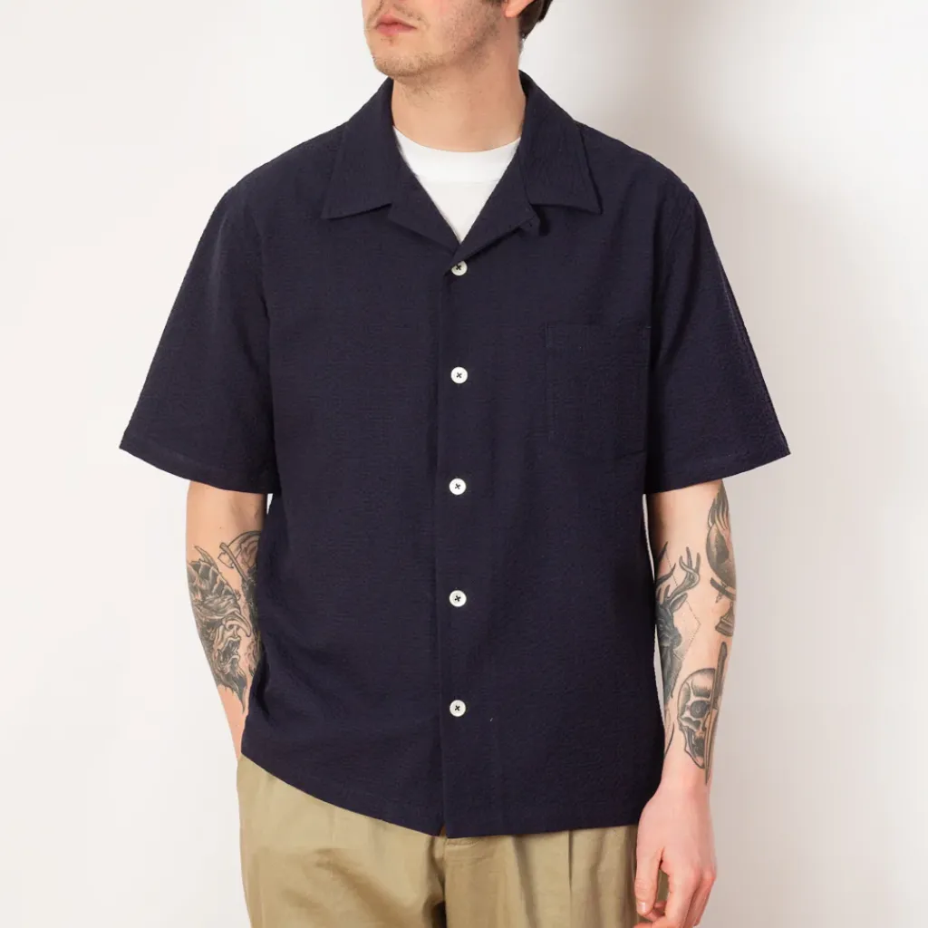 Shirts|Howlin Cocktail Shirt - Navy Seersucker