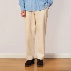 Trousers|Universal Works Duke Pant - Ecru