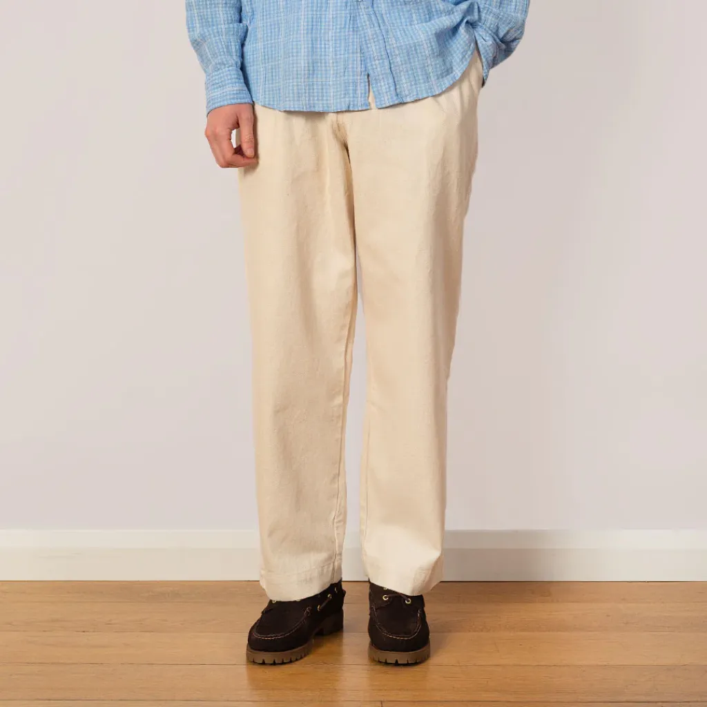 Trousers|Universal Works Duke Pant - Ecru