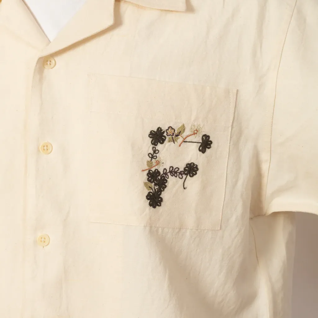 Shirts|Story MFG Greetings Shirt - Ecru Clover