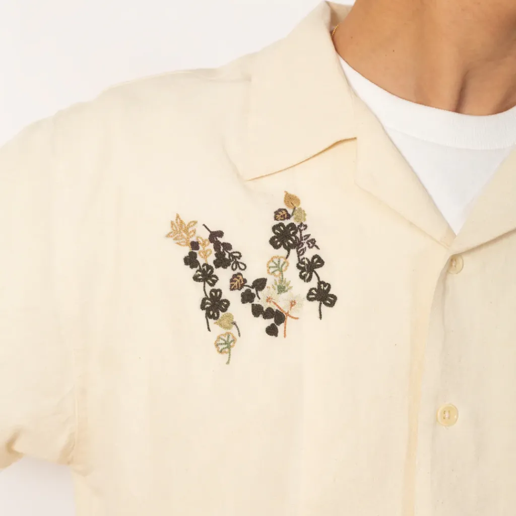 Shirts|Story MFG Greetings Shirt - Ecru Clover