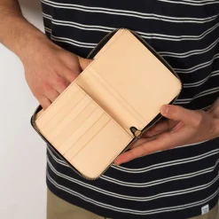 Lifestyle|Hender Scheme Passport Wallet - Black