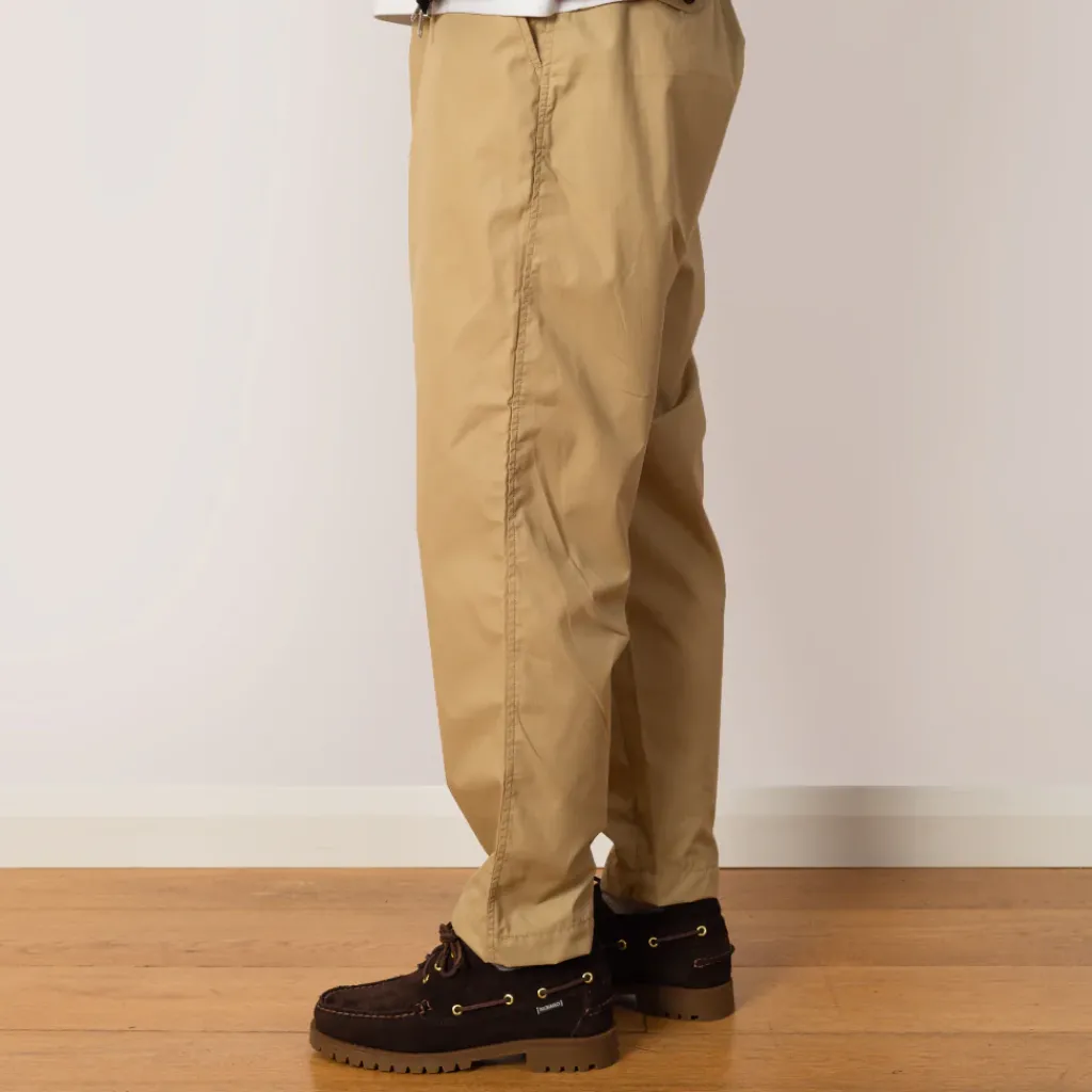 Trousers|Universal Works Recycled Poly Tech Pleated Track Pant - Sand