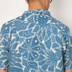 Shirts|Patagonia Tidal Threads Camp Shirt - Bees and Flowers Still Blue