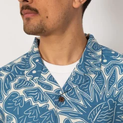Shirts|Patagonia Tidal Threads Camp Shirt - Bees and Flowers Still Blue