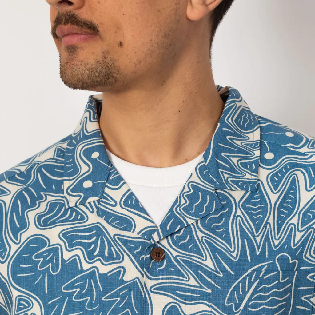 Shirts|Patagonia Tidal Threads Camp Shirt - Bees and Flowers Still Blue