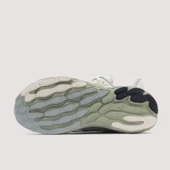 Footwear|New Balance UTRNWA - Linen/Olivine